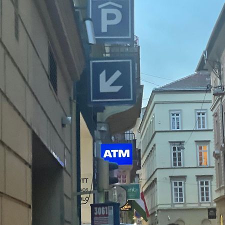 Wonder Deer Luxury Apartment At The Opera Self Check-In Budapest Esterno foto