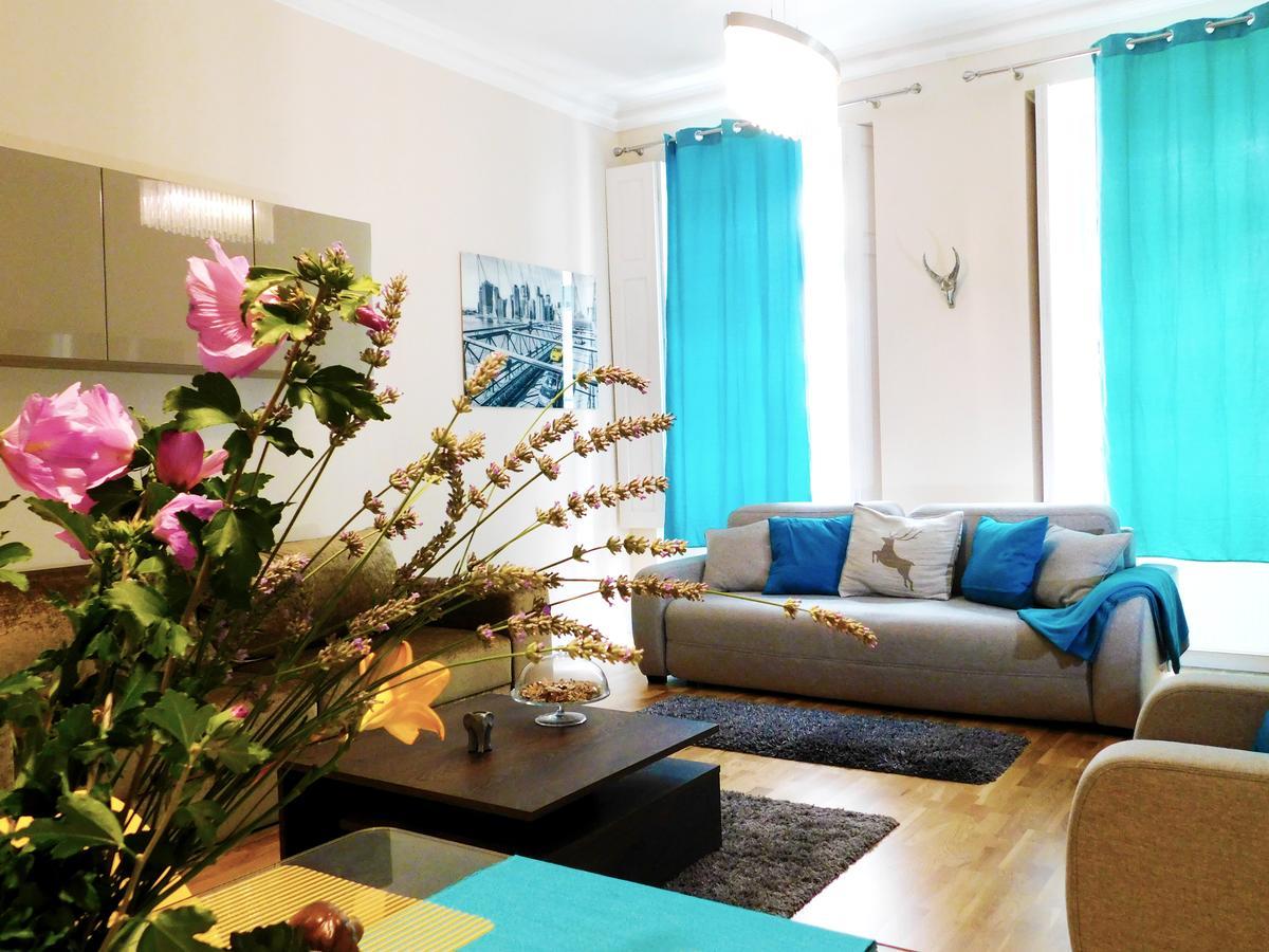 Wonder Deer Luxury Apartment At The Opera Self Check-In Budapest Esterno foto