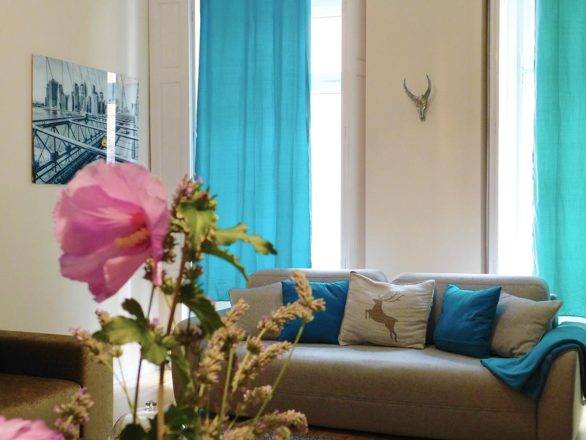 Wonder Deer Luxury Apartment At The Opera Self Check-In Budapest Esterno foto