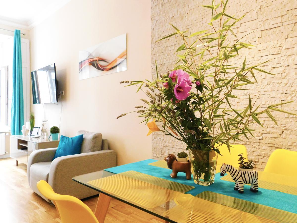Wonder Deer Luxury Apartment At The Opera Self Check-In Budapest Esterno foto