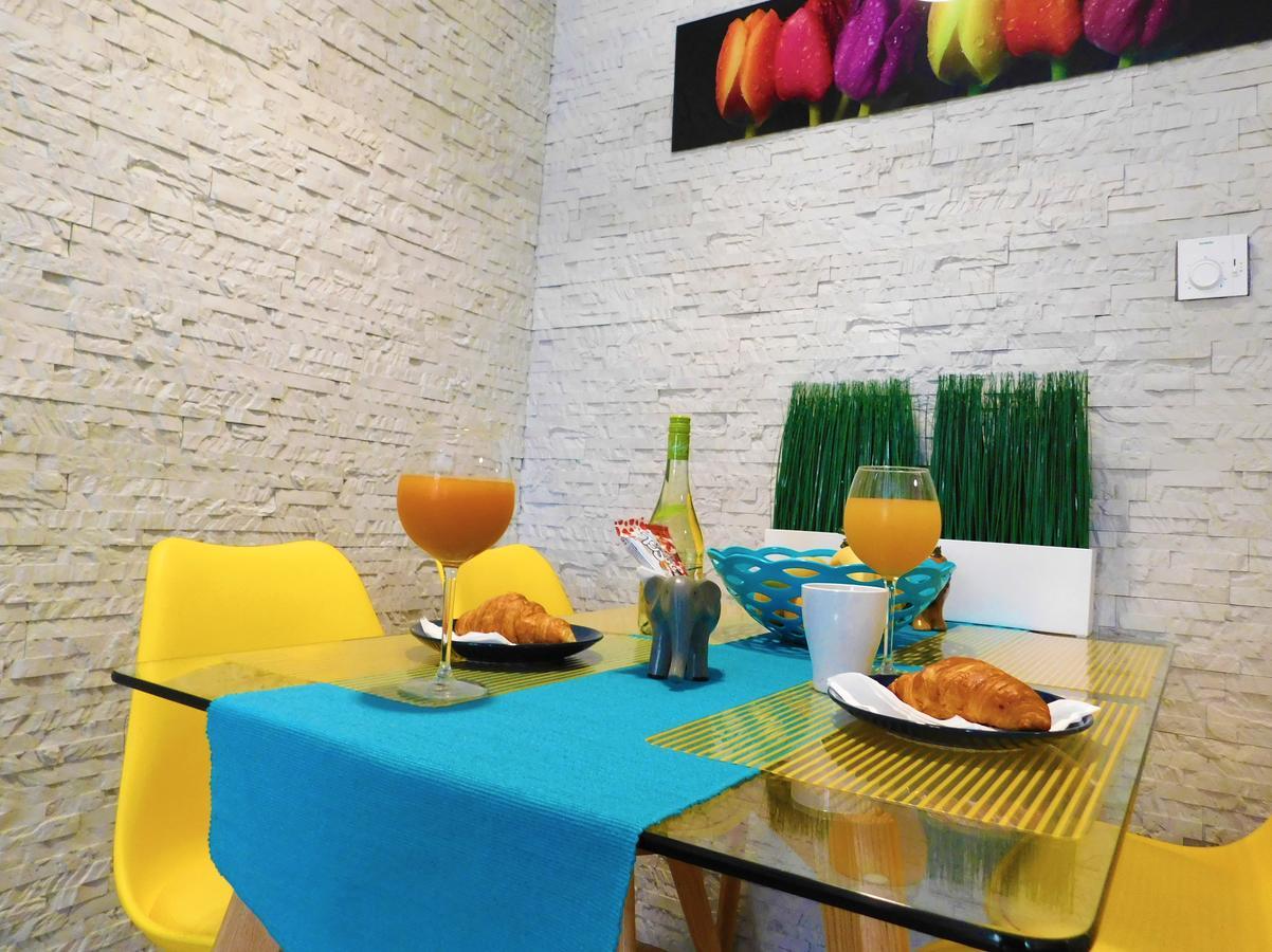 Wonder Deer Luxury Apartment At The Opera Self Check-In Budapest Esterno foto